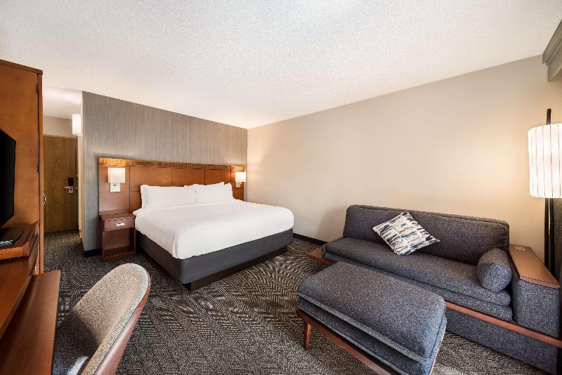 Sonesta Select San Jose Airport image
