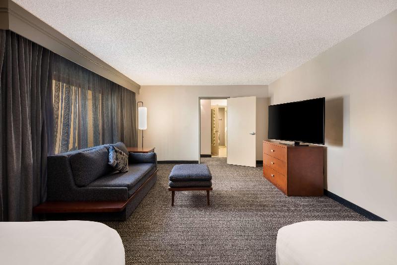 Sonesta Select San Jose Airport image