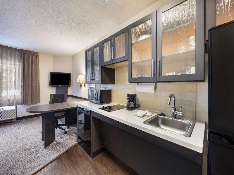 Sonesta Simply Suites Las Vegas image