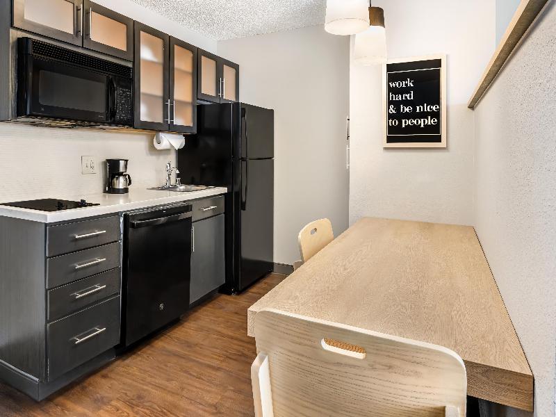 Sonesta Simply Suites Las Vegas image