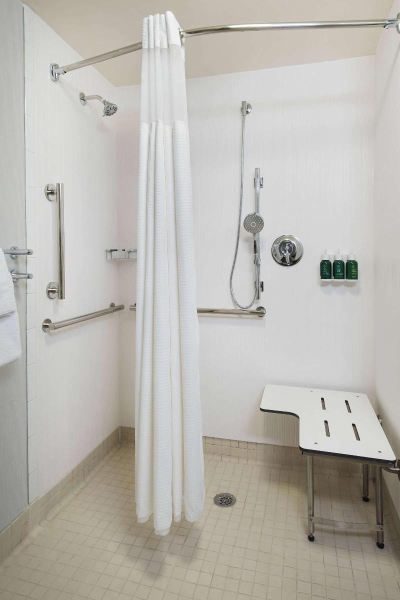 Sonesta Simply Suites Seattle Renton image