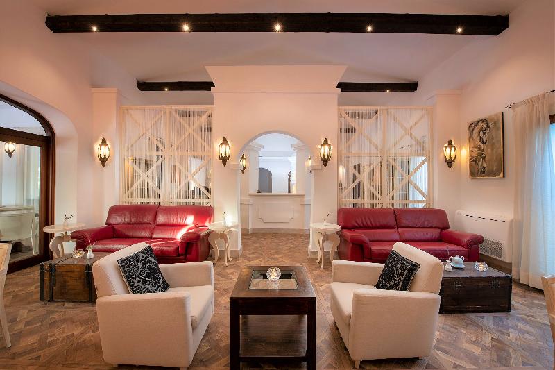 Villa Cavalieri Country Hotel image