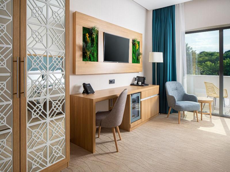 Alma Health & Spa Retreat image