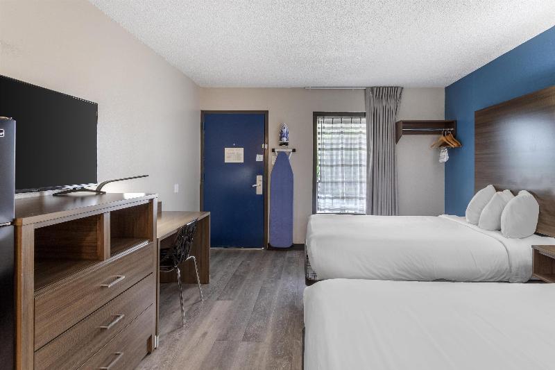Surestay Studio By Best Western Victoria image