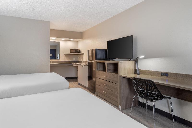 Surestay Studio By Best Western Victoria image