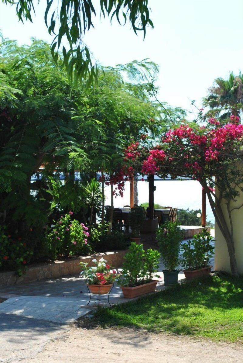 Fournia Village image