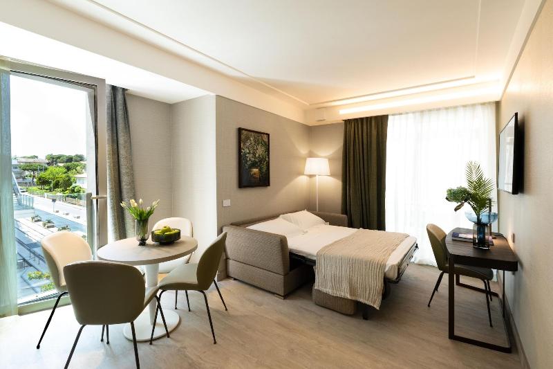 Hotel Ceccarini 9 image