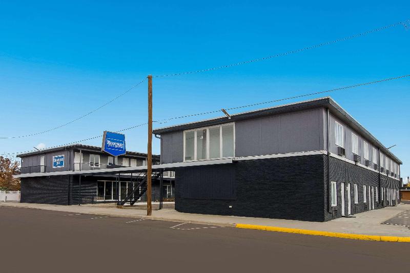 Rodeway Inn & Suites image