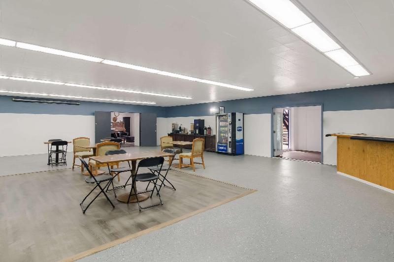 Rodeway Inn & Suites image
