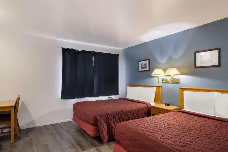 Rodeway Inn & Suites image