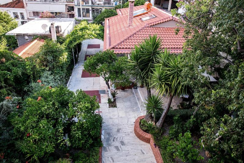 Oasis Apartments image