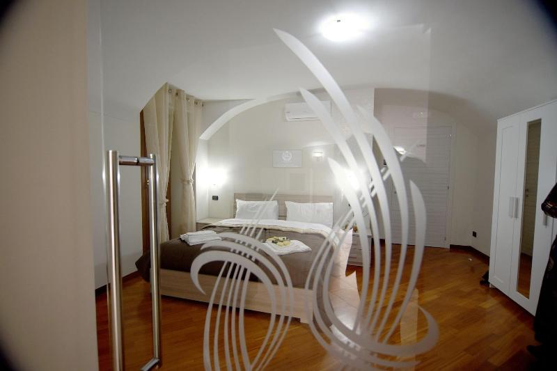 Montesanto Group image