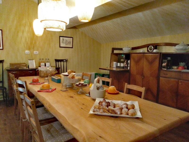 Carlito's Trattoria Con Alloggio image