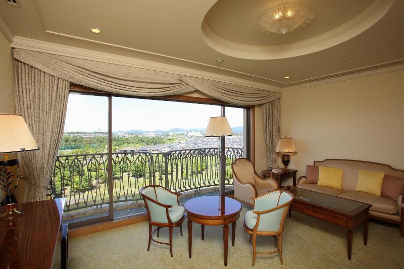 Hotel Sanda image
