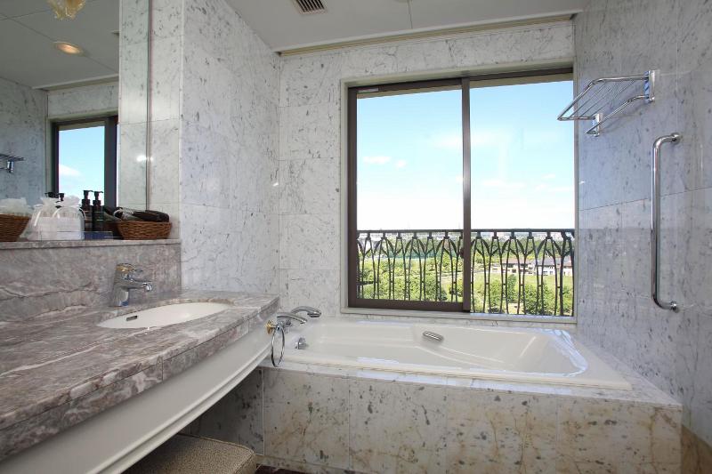 Hotel Sanda image