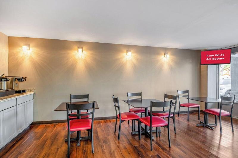 Sandston Inn image