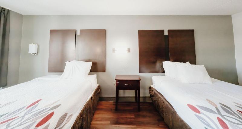 Sandston Inn image