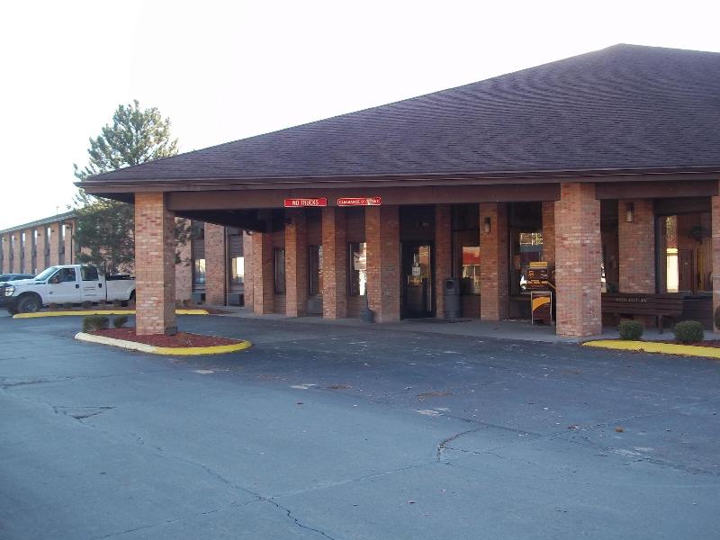 New Martinsville Inn image