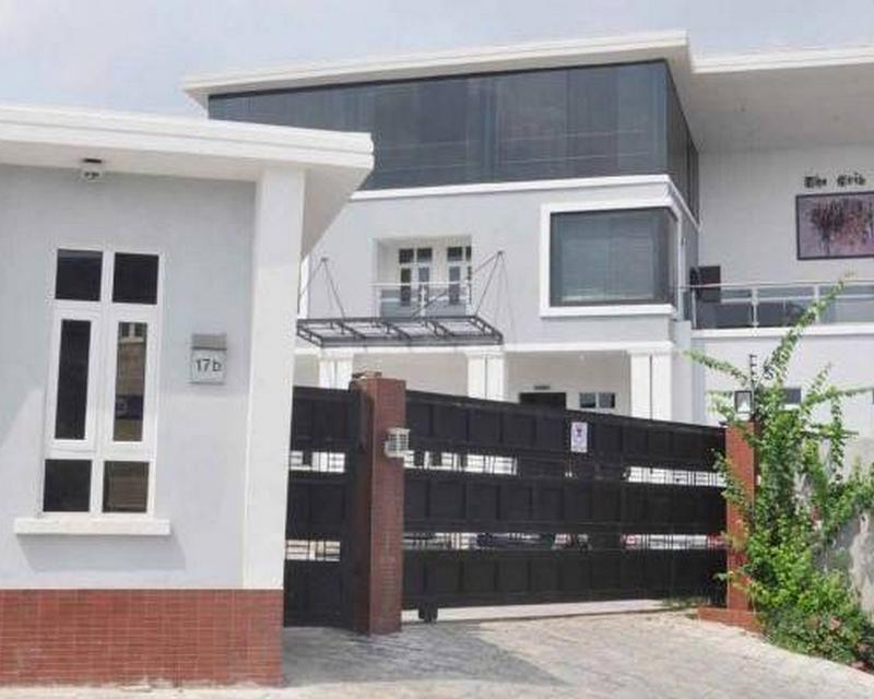 The Crib Lifestyle Hotel image