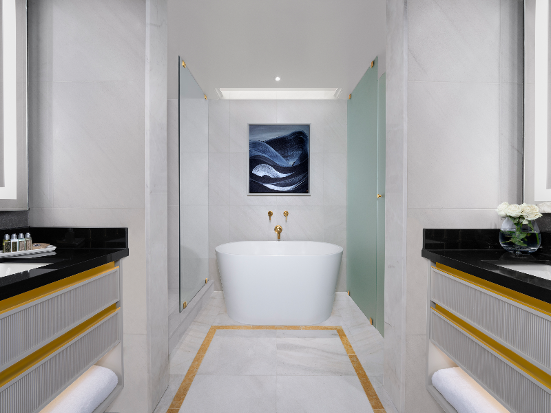 Azur Legacy Collection Hotel image
