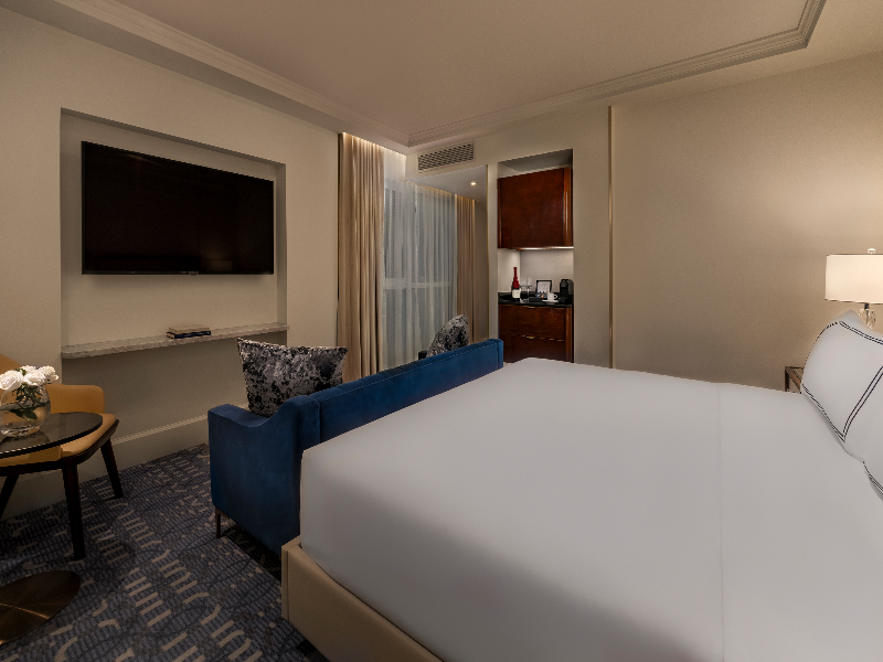 Azur Legacy Collection Hotel image