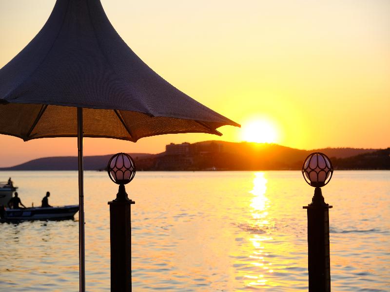 Oscar Seaside Hotel & Spa image