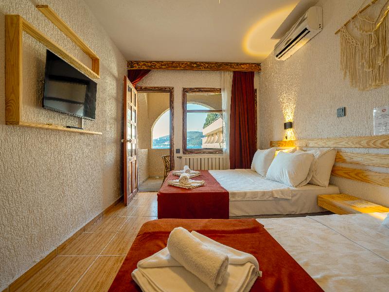 Oscar Seaside Hotel & Spa image