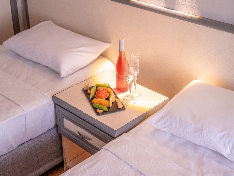 Oscar Seaside Hotel & Spa image
