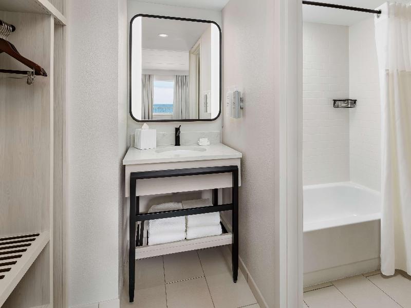 Hilton Garden Inn Ocean City Oceanfront image