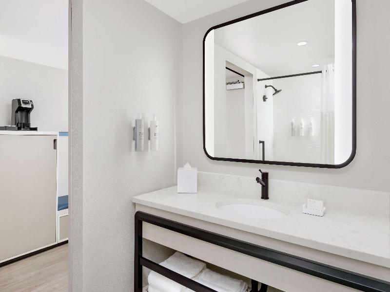 Hilton Garden Inn Ocean City Oceanfront image