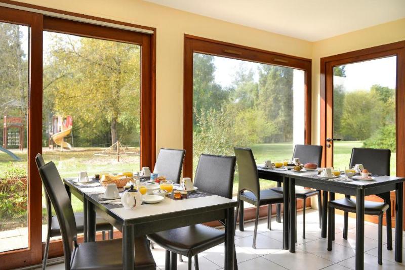 Logis Le Relais De Pouilly image