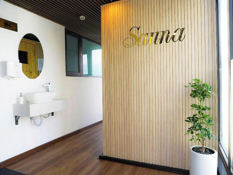 Golden Lotus Luxury Danang Hotel image