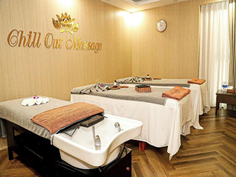 Golden Lotus Luxury Danang Hotel image