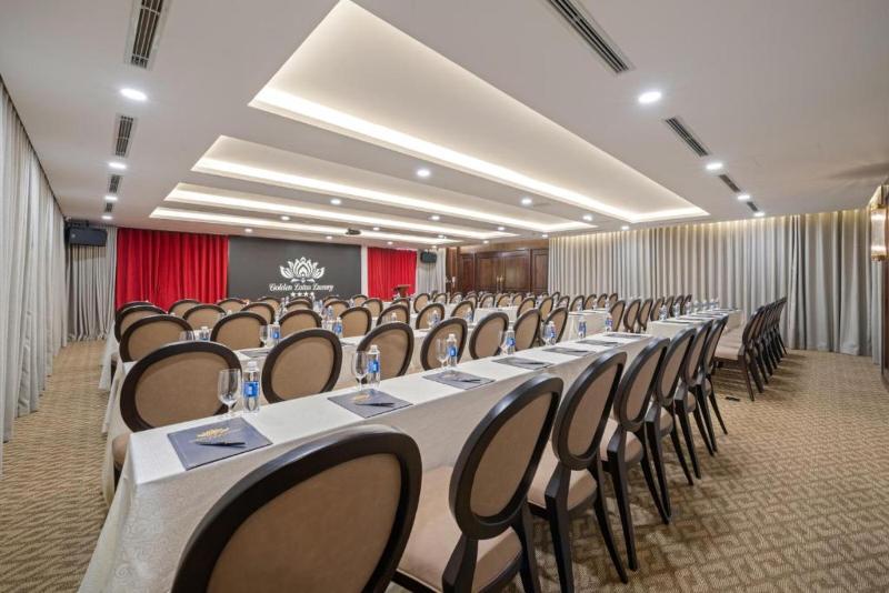 Golden Lotus Luxury Danang Hotel image
