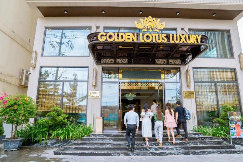 Golden Lotus Luxury Danang Hotel image