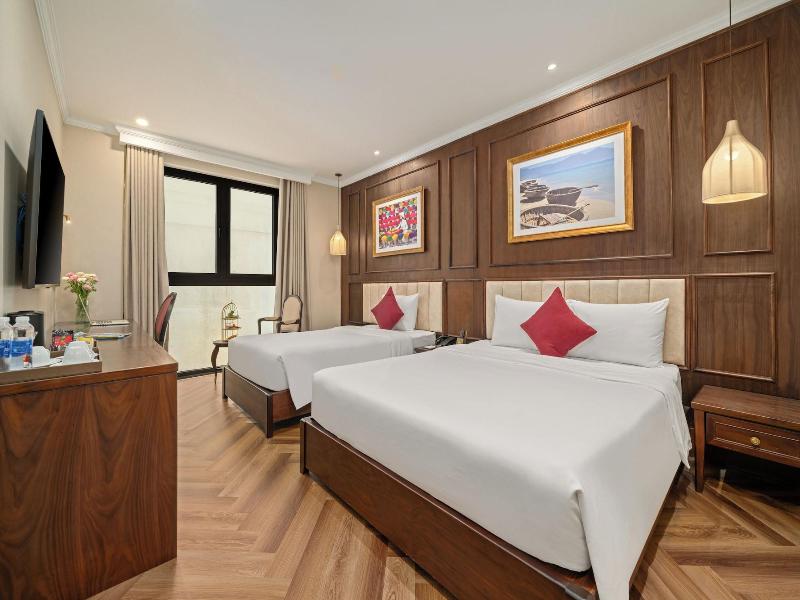 Golden Lotus Luxury Danang Hotel image