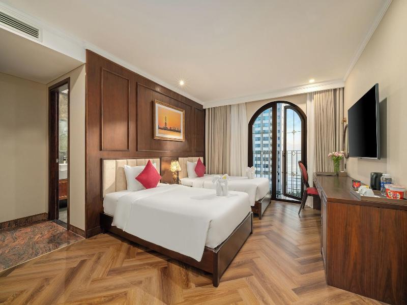Golden Lotus Luxury Danang Hotel image