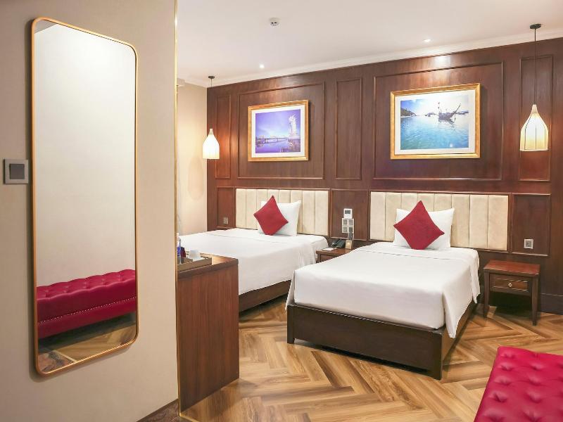 Golden Lotus Luxury Danang Hotel image
