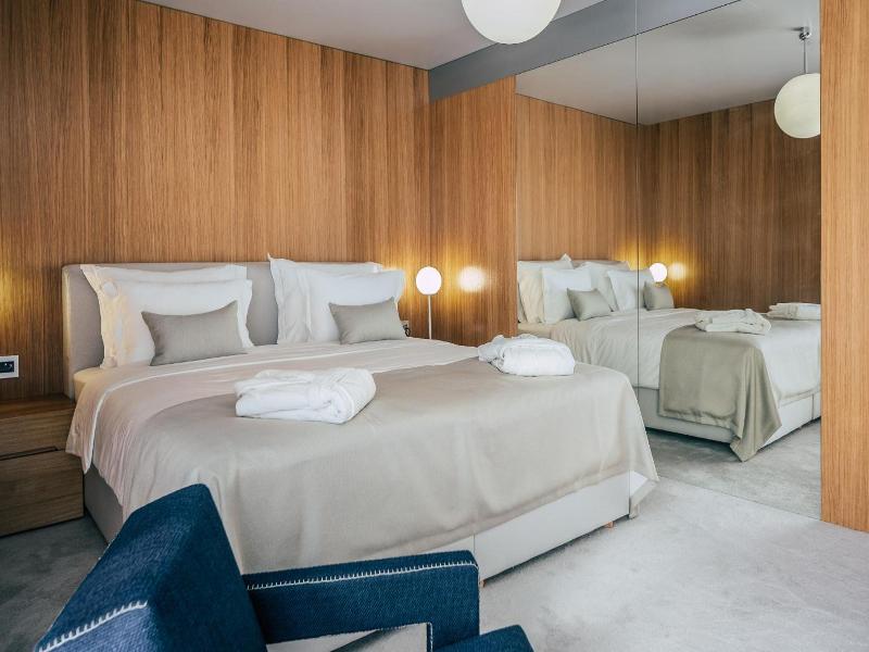 Met Boutique Hotel image