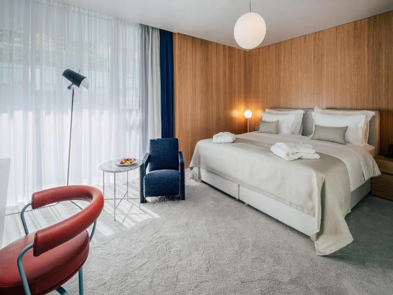 Met Boutique Hotel image