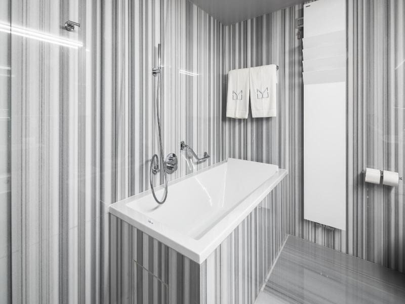 Met Boutique Hotel image