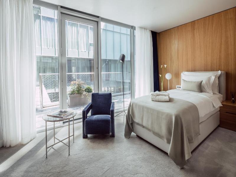 Met Boutique Hotel image