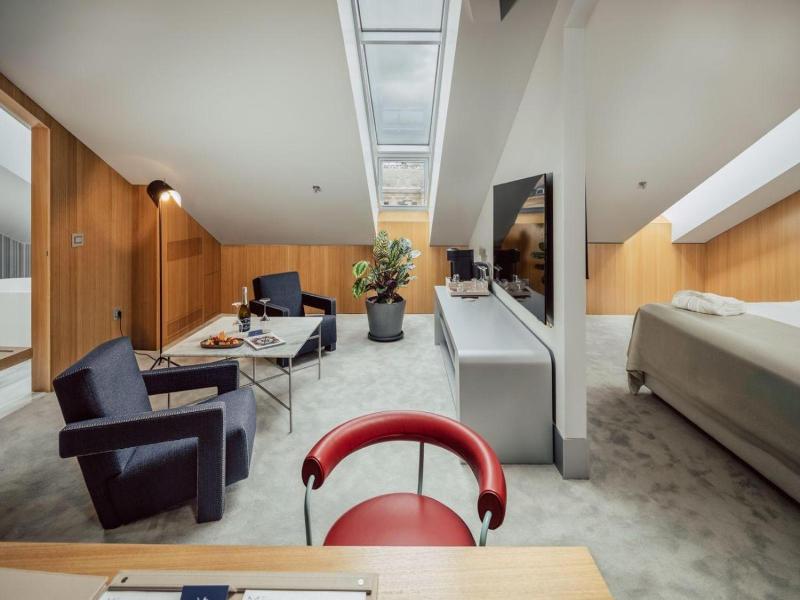 Met Boutique Hotel image
