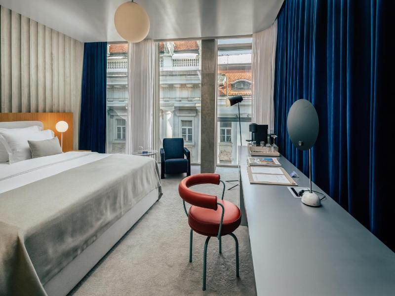 Met Boutique Hotel image