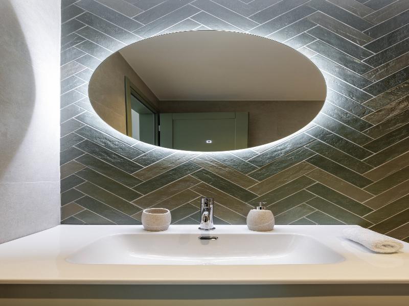 Helia All Seasons  Apartments image