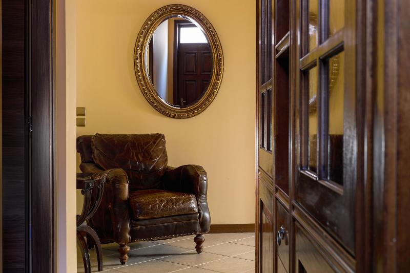 Moraitis Mansion image