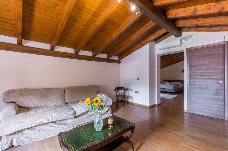 Moraitis Mansion image