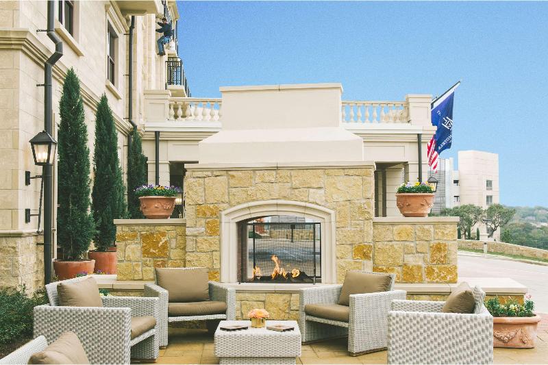 Hotel Viata image