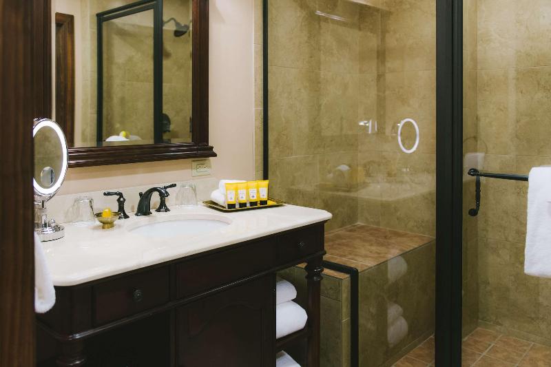 Hotel Viata image