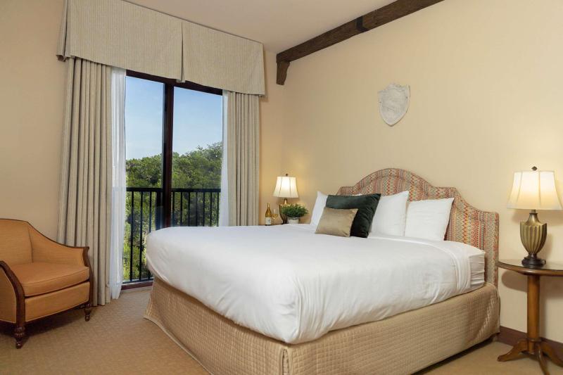 Hotel Viata image